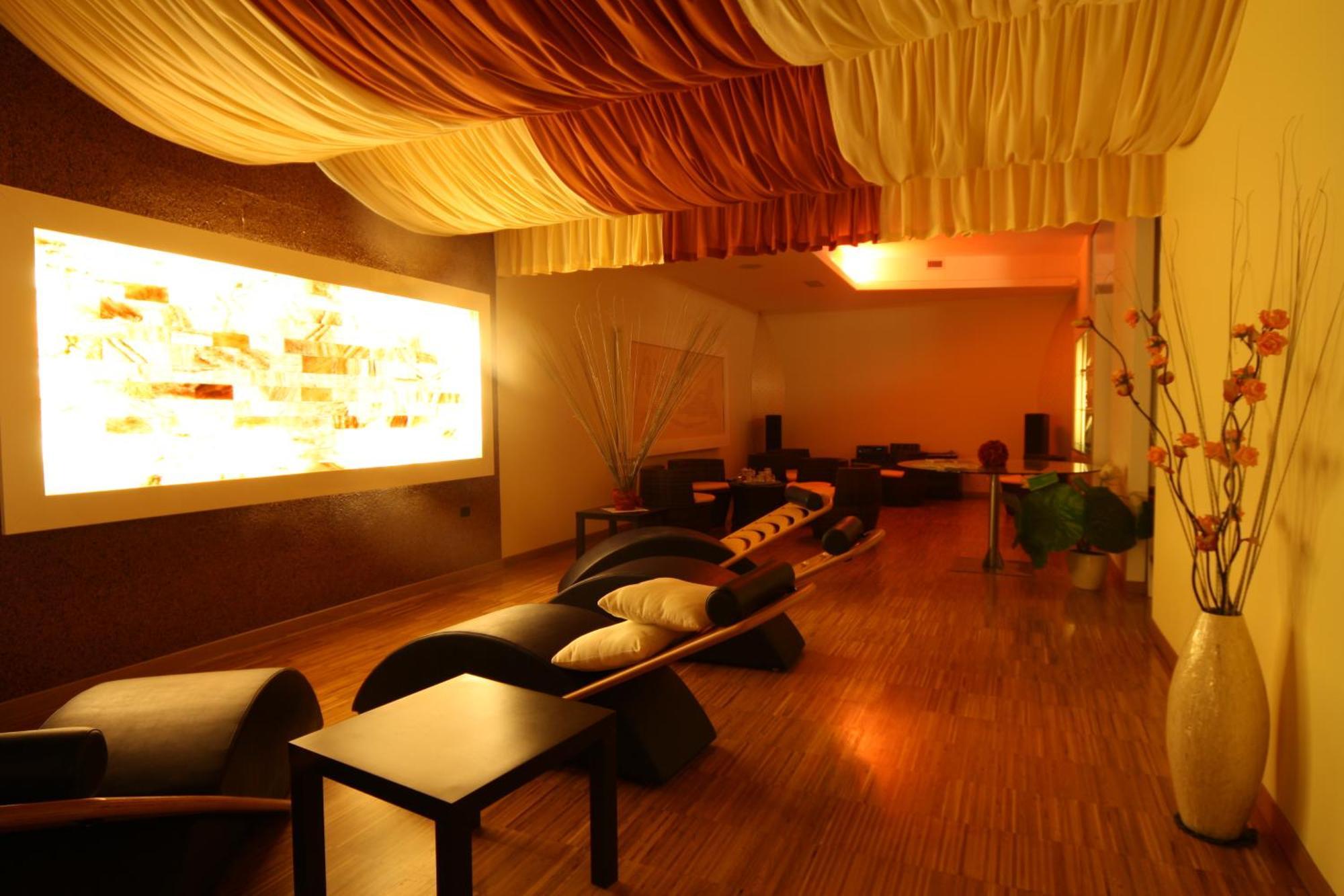 Regis Resort & Wellness Turrivalignani Esterno foto